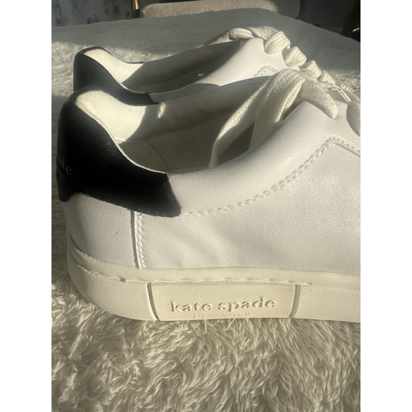 Kate Spade Lift Leather, Athletic Shoes, Arctic White, Black Size 7.5 Spades - Picture 8 of 16